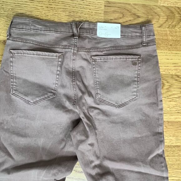 NWT Jessica Simpson Crop Style Jeans - Picture 6 of 11